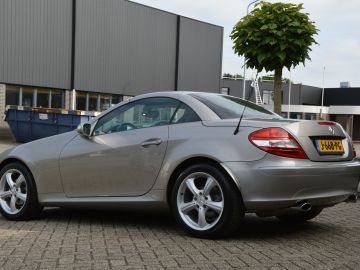 Mercedes-Benz SLK